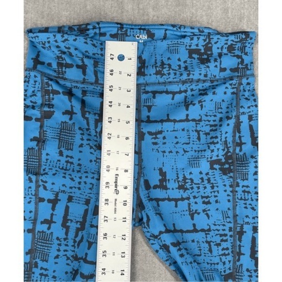 CAbi Leggings Womens Size M Blue Abstract Print High Rise Athleisure Yoga Gym - Picture 7 of 9